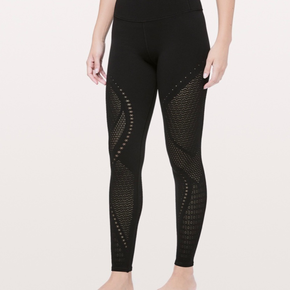 Lululemon reveal leggings